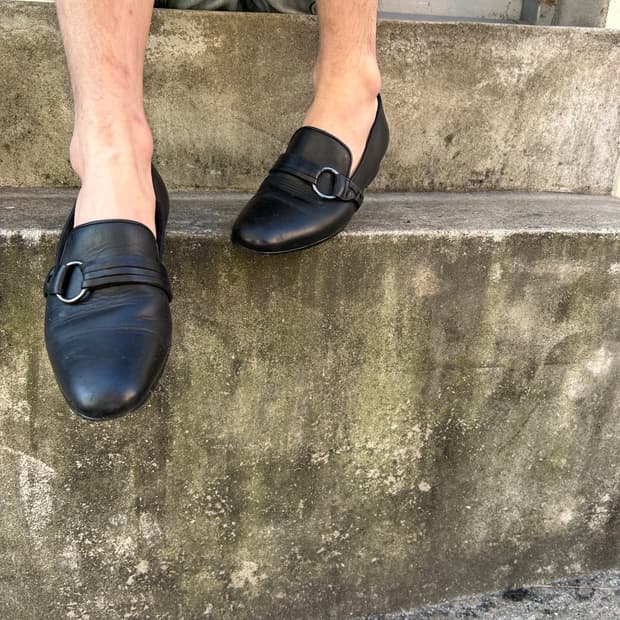 링 트위스트트리밍 레더 로퍼