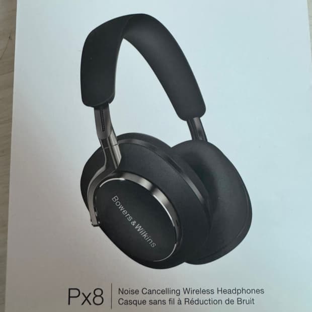 Bowers & Wilkins PX8 헤드폰 블랙 박스풀