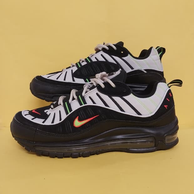 남성 나이키 에어맥스 98 블랙화이트 백호 운동화 (260)