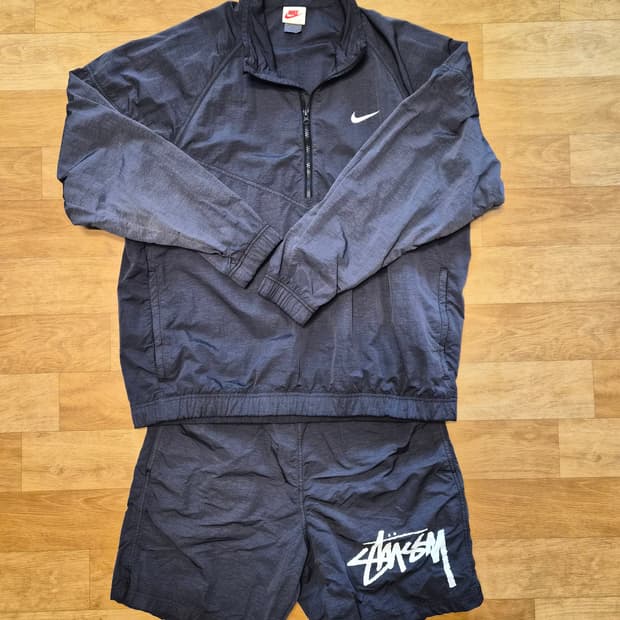 나이키 스투시 콜라보 누아르 바람막이 셋업 M