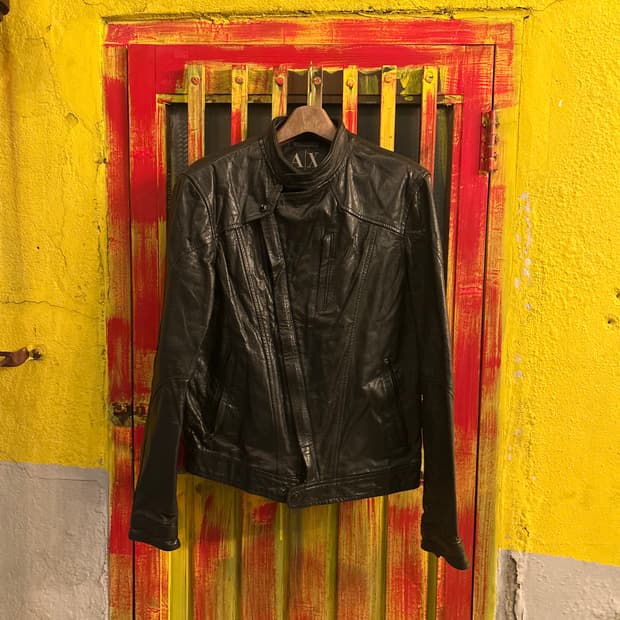 알마니 가죽자켓