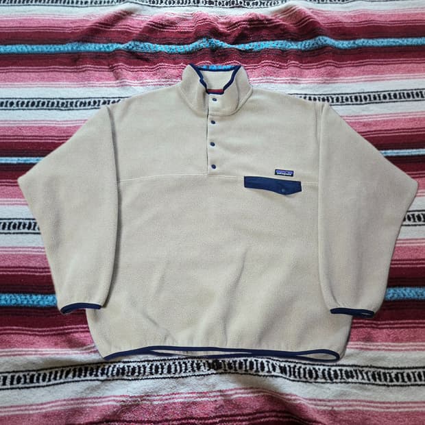 (XL)파타고니아 베이지 네이비 신칠라 