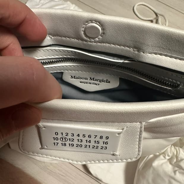 마르지엘라 글램 슬램 메신저 백