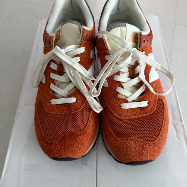 [275] 뉴발란스 574 헤리티지 오렌지 버스트