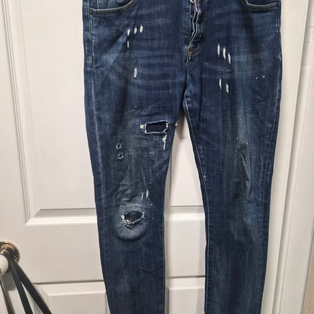 디스퀘어드2 데미지 워싱진 52사이즈