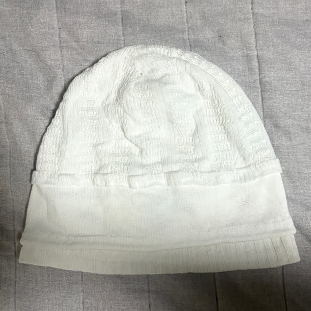 엠포리오 아르마니 레이어드 비니