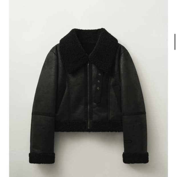 헬레네파리스 무스탕 os