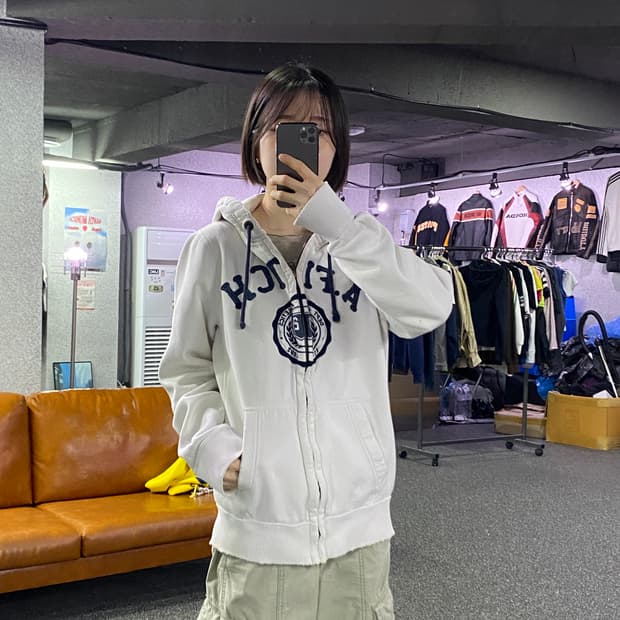 아베크롬비 아치로고 라운드 화이트 후드집업 B4651