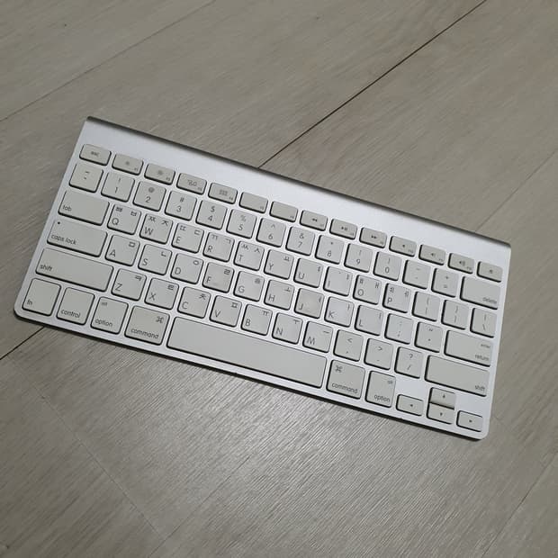 정품 애플 키보드 a1314