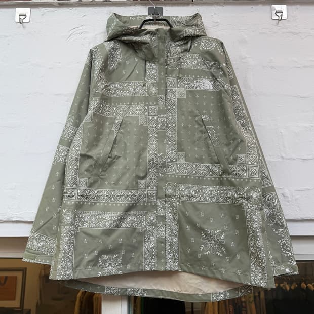 The North Face 노스페이스 노벨티 워터 가드 자켓 우먼 L