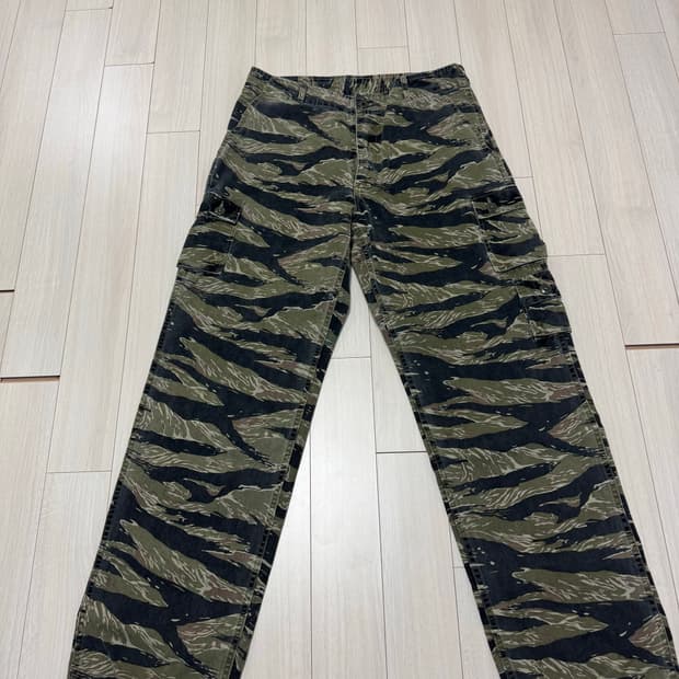 아웃스탠딩 타이거카모 밀리터리팬츠L