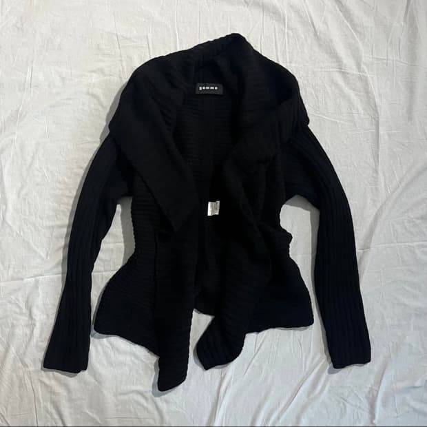 곰므 오픈카라 울 니트 숄 가디건