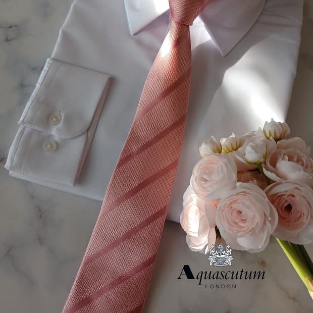 아쿠아스큐텀 실크 핑크 스트라이프 넥타이 8.7cm A+등급 A19007