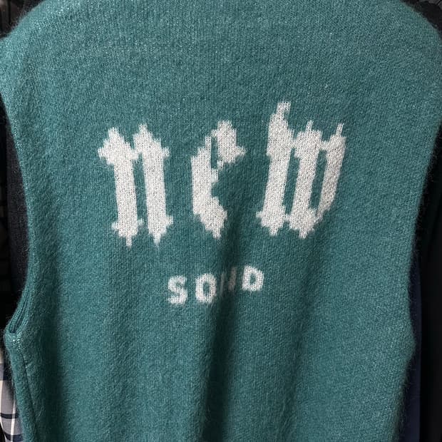 솔리드옴므 니트베스트 46