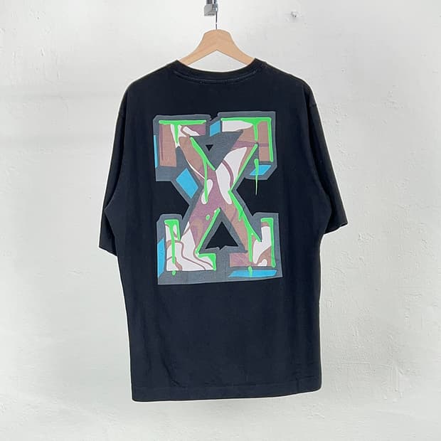 오프화이트 22ss 닌 애로우 스케이트 티셔츠 블랙