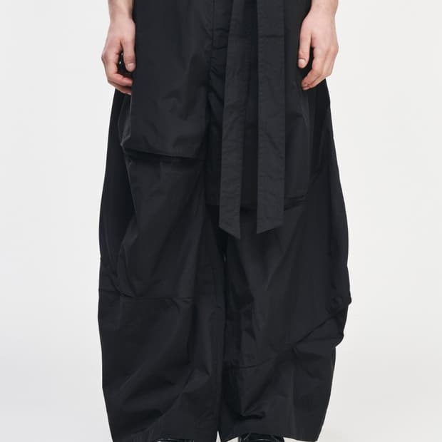 송지오 컬렉션 스컬프트 팬츠 블랙