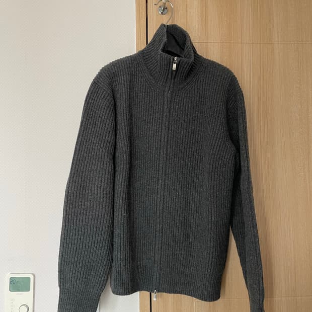 인더로우 풀집업 니트 2사이즈