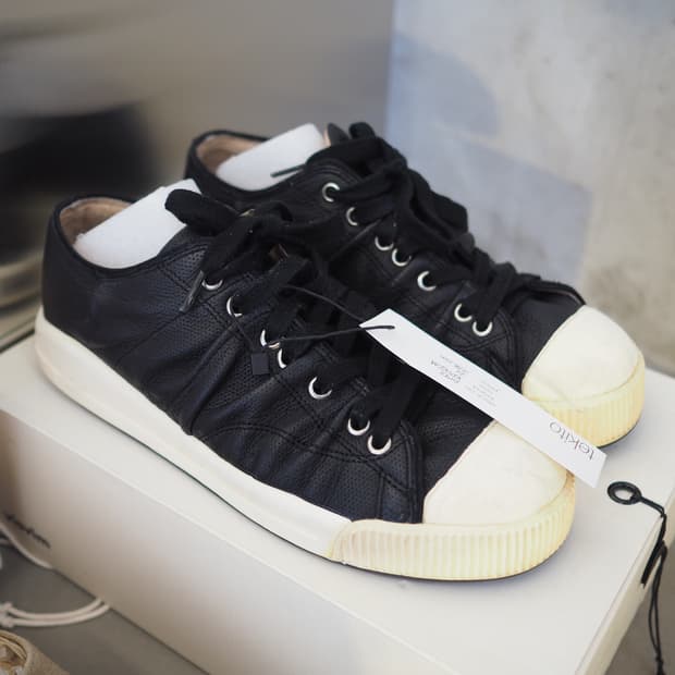 비즈빔 쿠닝 스니커즈