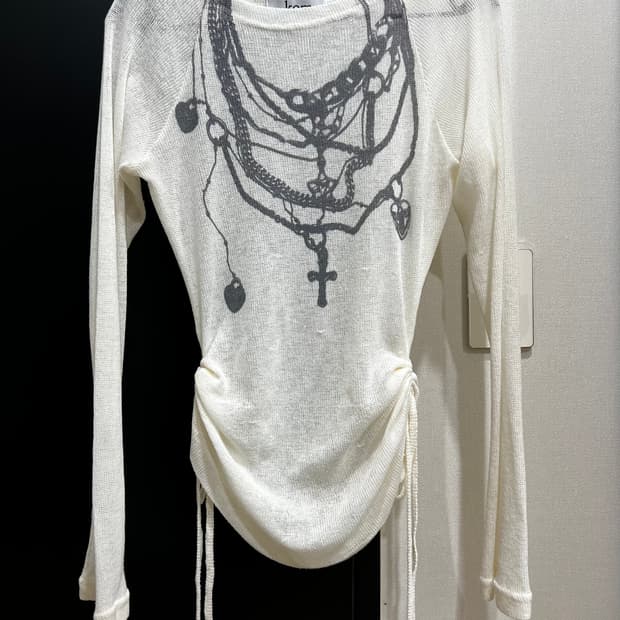 셔링 프린팅 긴팔 티셔츠