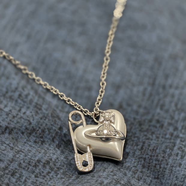 비비안웨스트 오리에타 하트 목걸이(화이트)