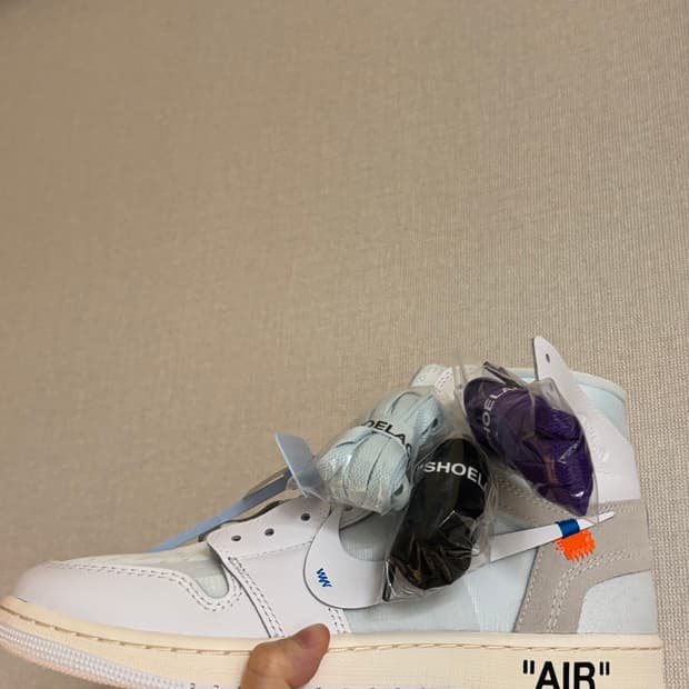 나이키 조던1 버질아블로 아카이브 v.a.a