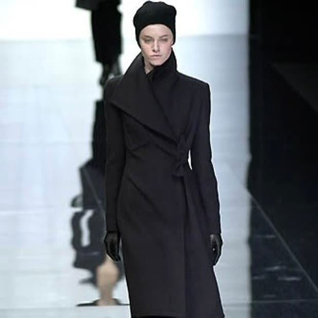 2001 엠포리오 아르마니 런웨이 피스