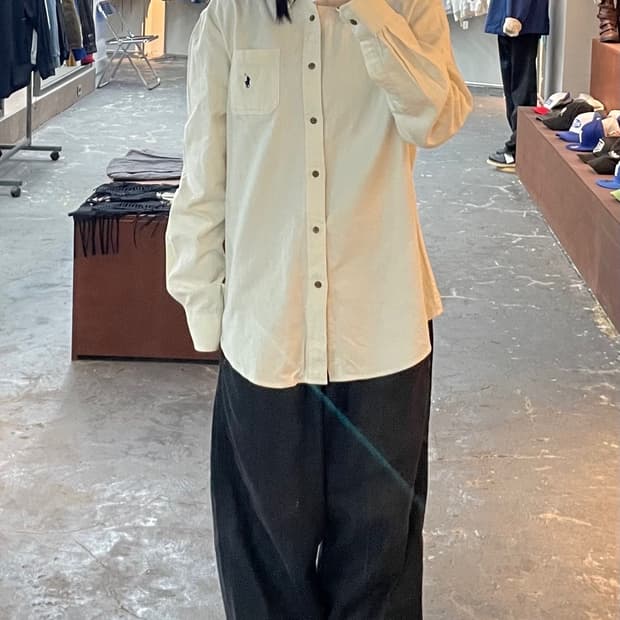 폴로랄프로렌 포니로고 클래식핏 코튼 아이보리 셔츠 H1211