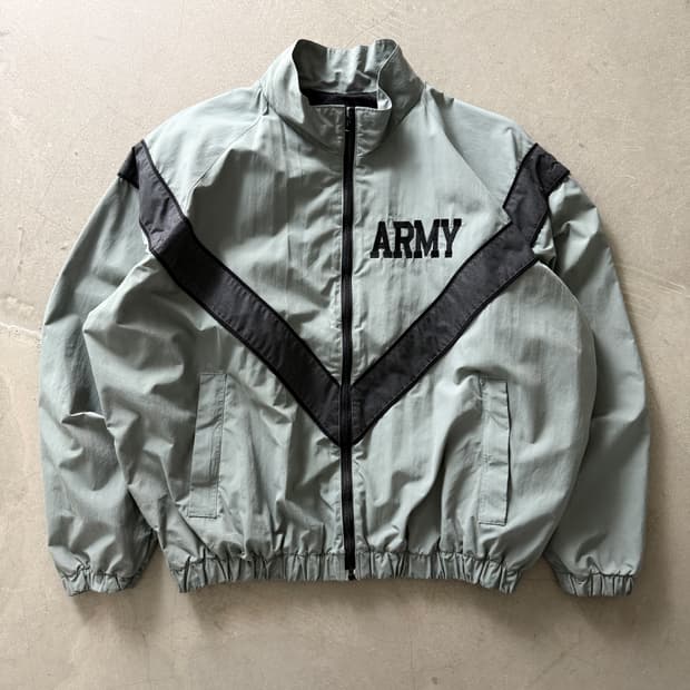 90s U.S Army IPFU Windbreaker Jacket