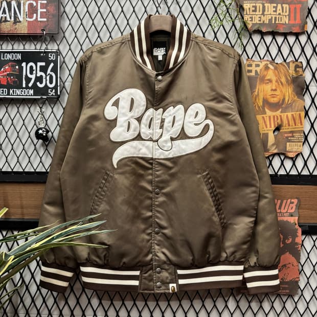 00s 베이프 오리지널 바시티 자켓 전면 빅로고 포인트 카키브라운