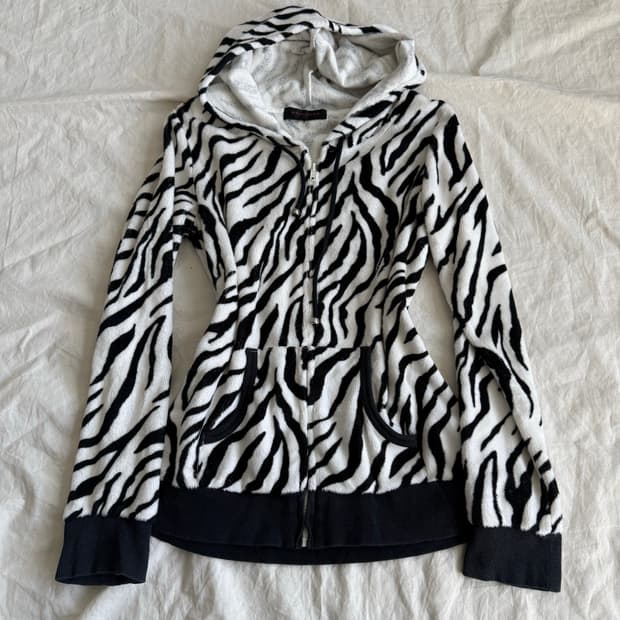 블랙 갸루 펑크 나나펑크 지브라 퍼 후드집업