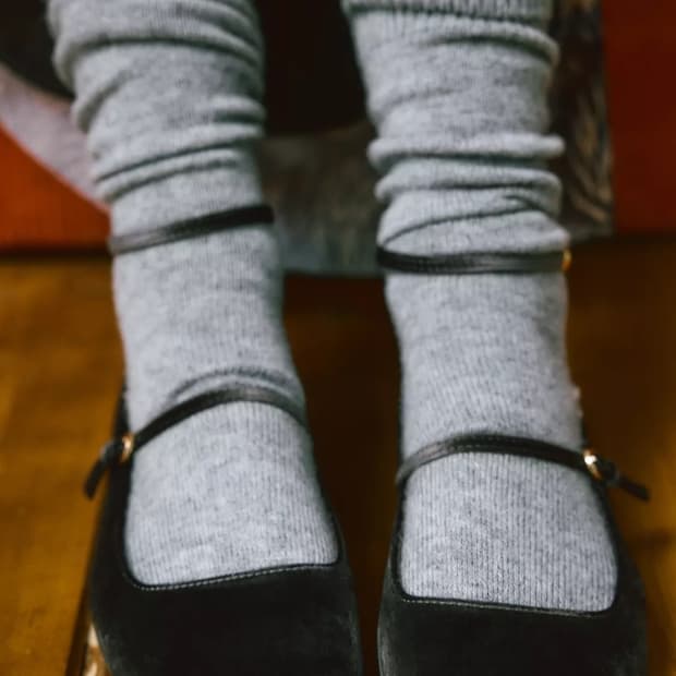 자라 벨벳 스트랩 발레리나 플랫슈즈