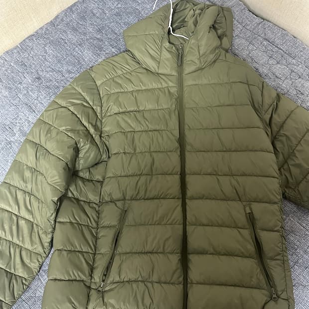 스파오 경량패딩