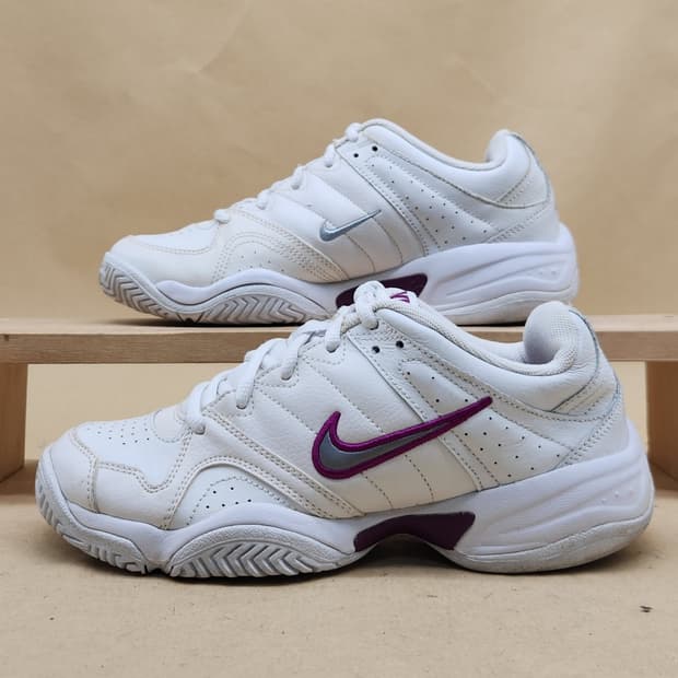 나이키 시티 코트  테니스화 240