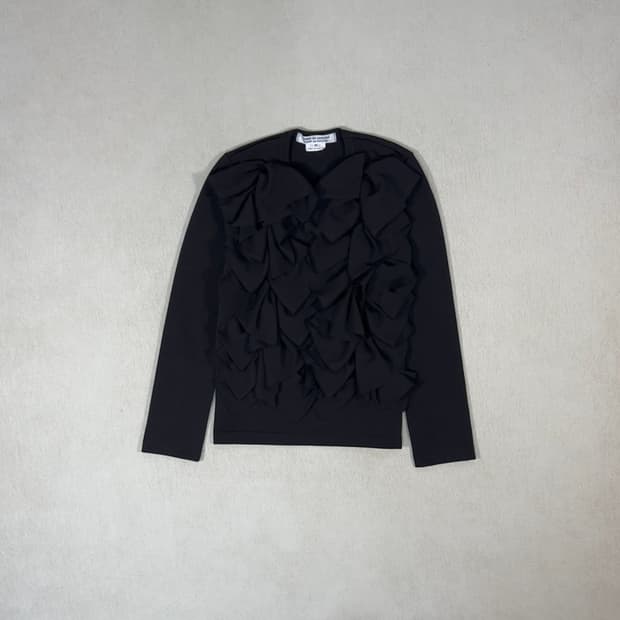 Ruffle Long Sleeve Black Tee