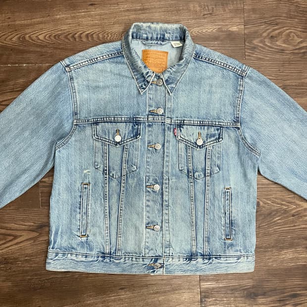 Levi's Ex-Boyfriend Trucker Jacket