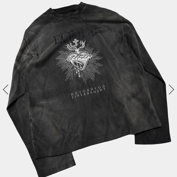 Sacred Heart Print Washed Long Sleeve Sh