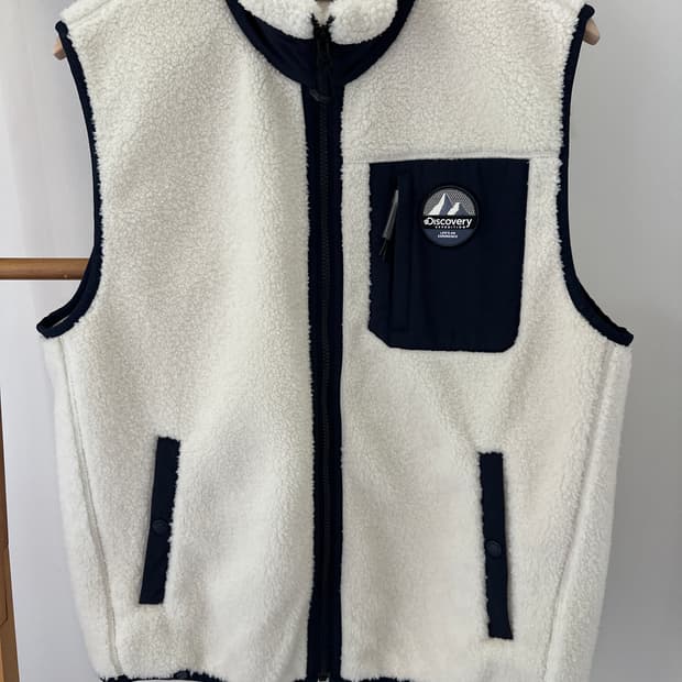 디스커버리 뽀글이 조끼 100 사이즈
