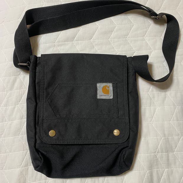 칼하트 크로스백