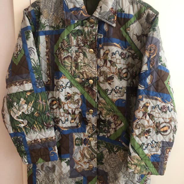 페라가모 프린팅 경량패딩 자켓