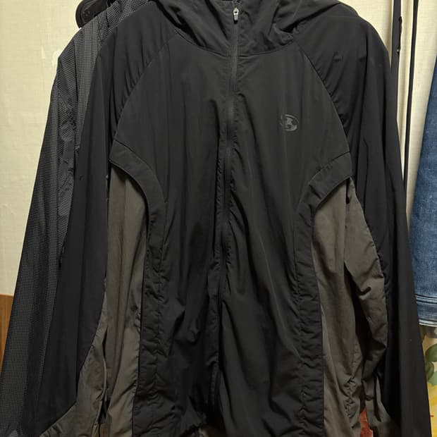 산산기어 22fw 알파 자켓 블랙 2size