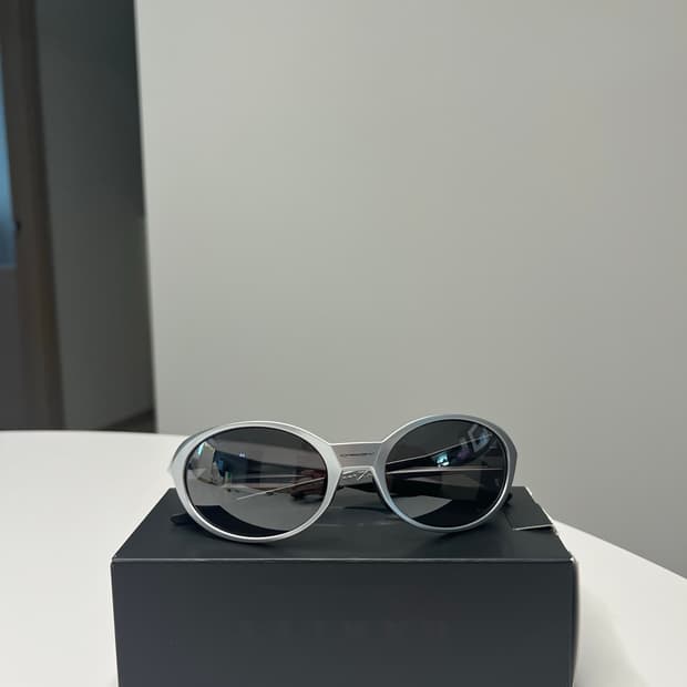 오클리 아이자켓 리덕스 실버 시착만상품 판매합니다