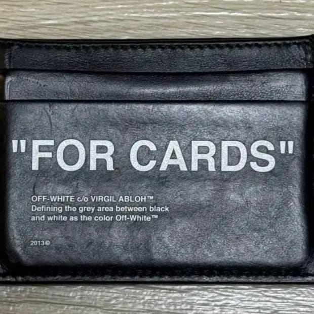 오프화이트 지갑