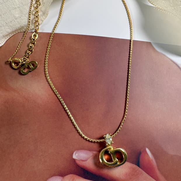 디올 빈티지 시그니처 목걸이