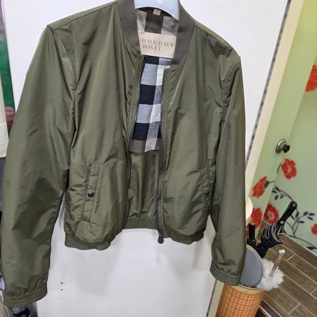 버버리 봄버 블루종