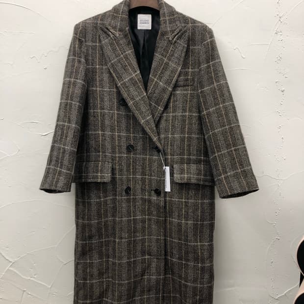 체크 더블 코트