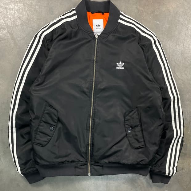 아디다스 MA-1 항공점퍼