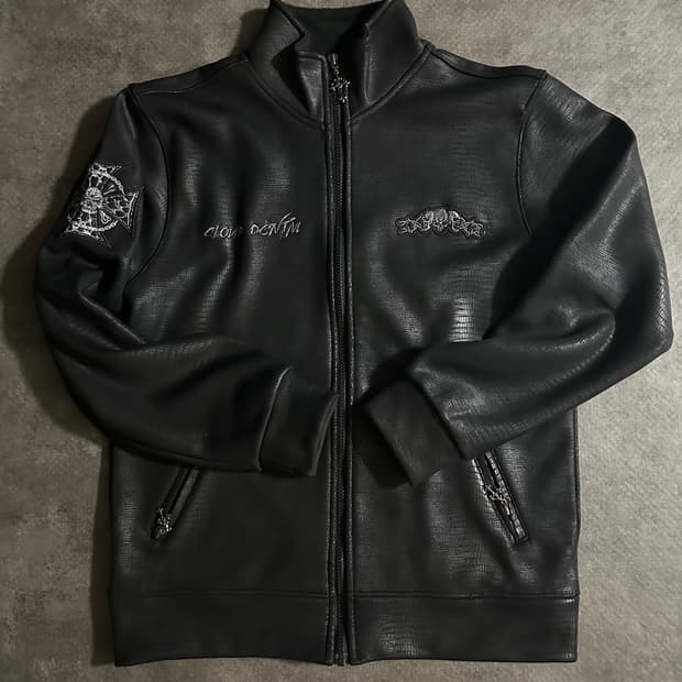 바이커 무드 자수 레더디테일 자켓