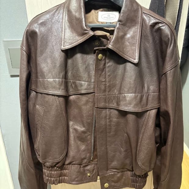 쏭스튜디오 가죽자켓 34 브라운입니다