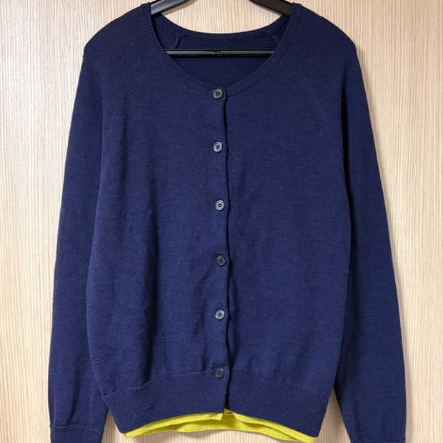 코스모스 25fw 팝업 리퍼브 가디건