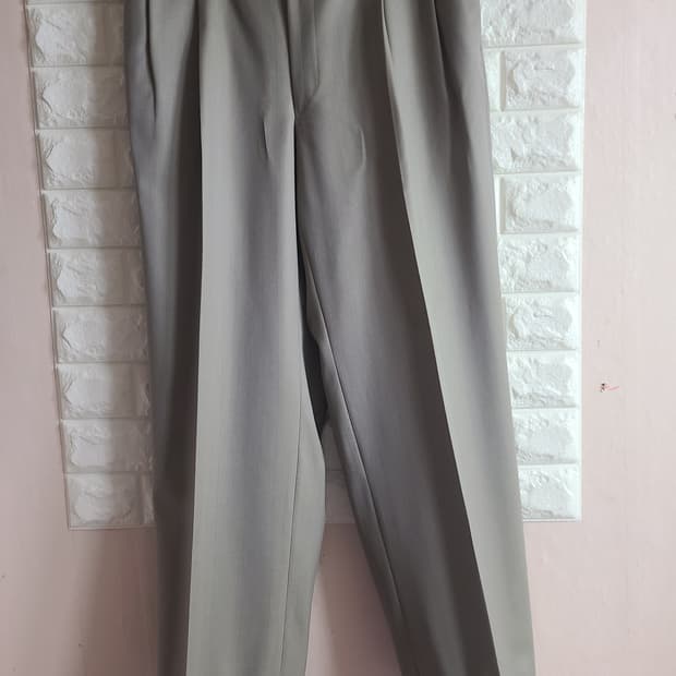 입생로랑 핀턱 슬랙스 정장 바지(32-33)